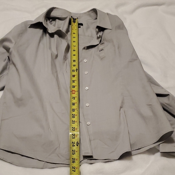 Tommy Hilfiger Men's Light Gray Button Down Shirt - Picture 5 of 7